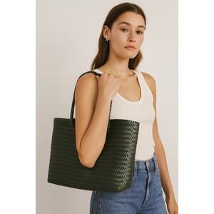 Madewell Handwoven Leather Tote in Summit  (Forest Green) Zipper Pocket NP318